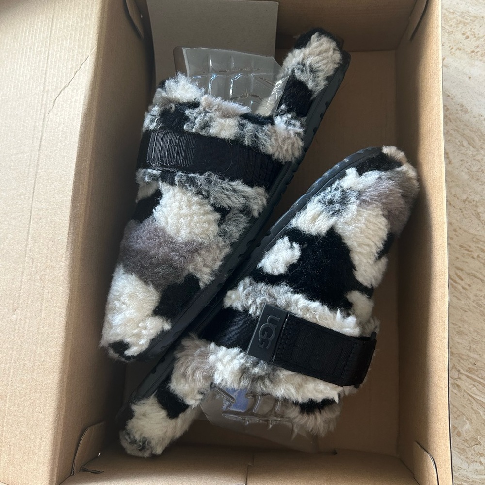 UGG Fluff It Cali Collage 1119111-GREY men's Slippers - Grey multi